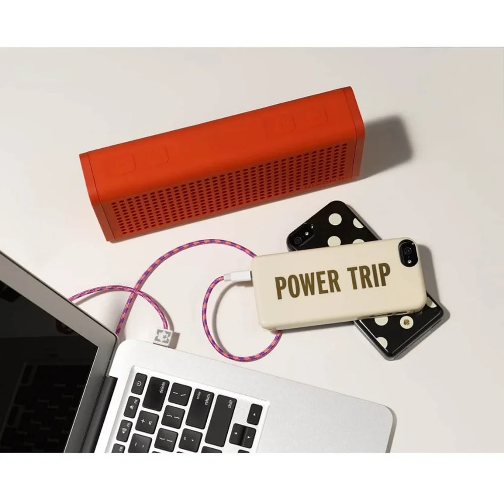 Kate Spade power trip iphone 5/5s case & charger Free Gift 🎁 Ships Same Day!
